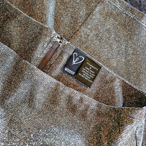 Silver shimmer skirt - Picture 1 of 4